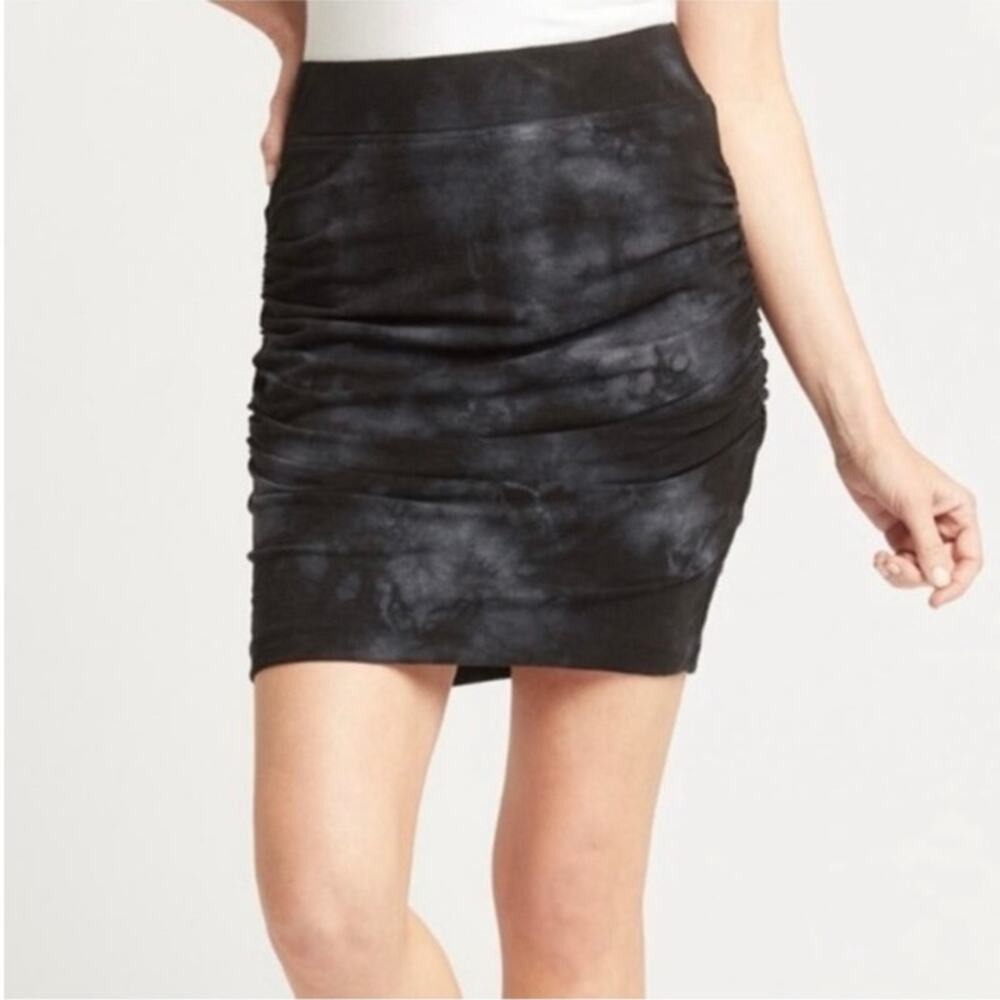 Sundry for Evereve Soleil Skirt Tie Dye Black Sz 1 Small Bodycon Ruching